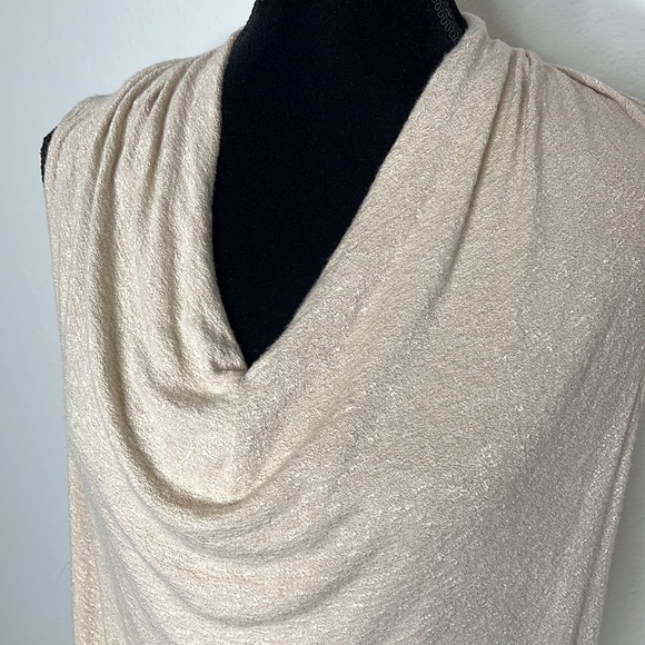 Anthropology Akemi & Kin size small tan sleeveless blouse. Excellent pre-loved - Picture 2 of 4